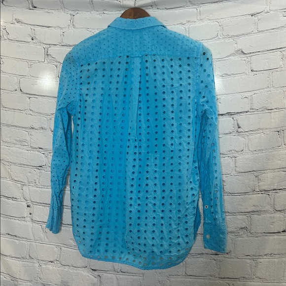 J. Crew Blue Eyelet Long Sleeve Button Down Blouse Size 8 Excellent Condition - Picture 2 of 15